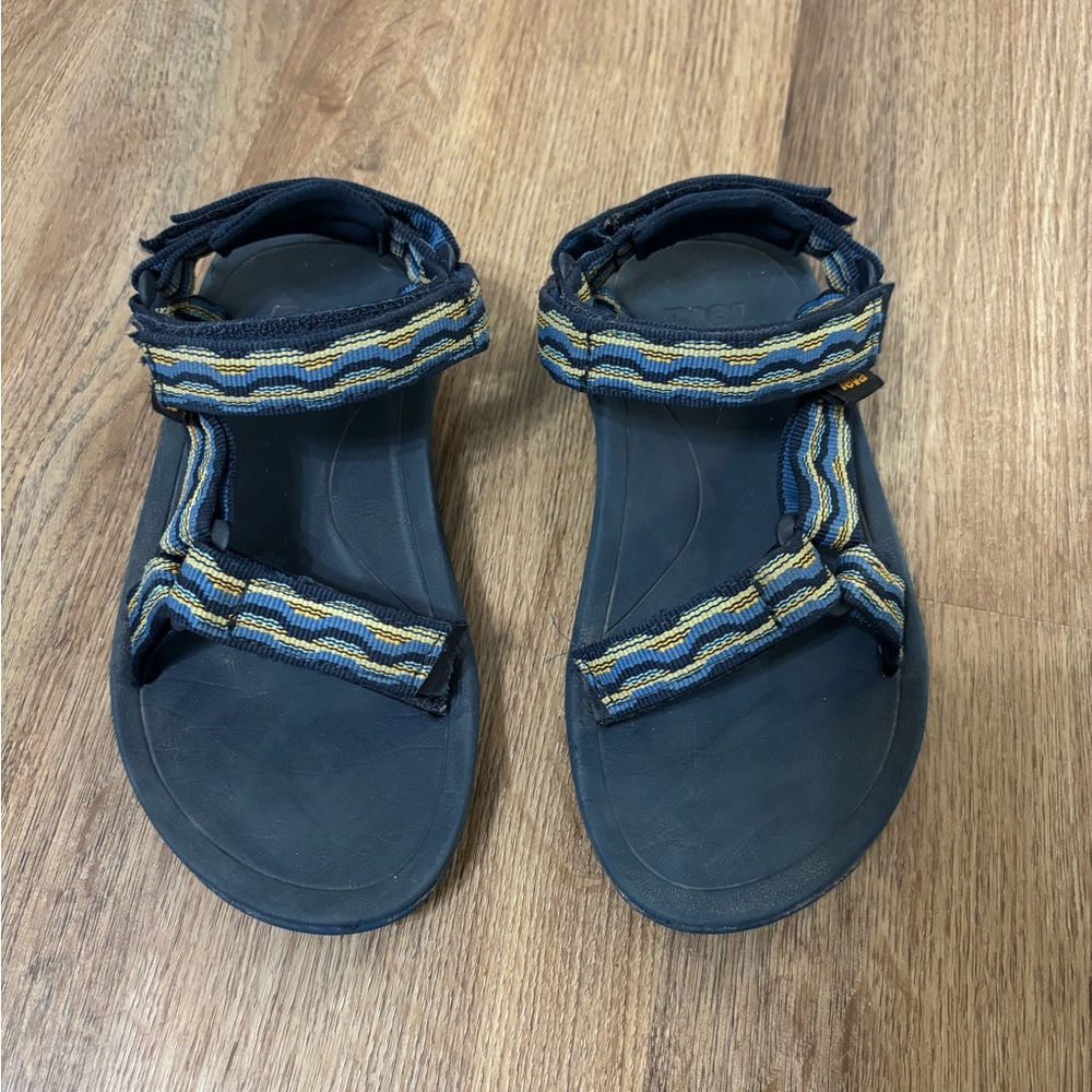 Kids Teva Hurricane XLT 2 sandal size 13k